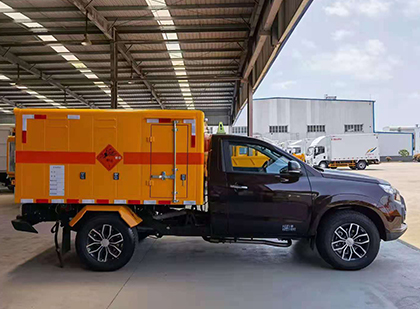 抚顺爆破器材运输车